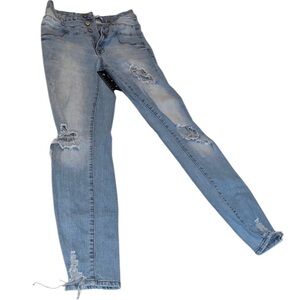 Refuge  size 6 distressed skinny with some stretch